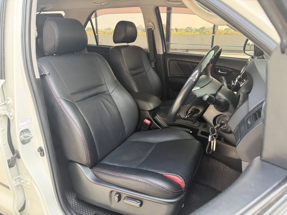 2014 Toyota Fortuner I 3