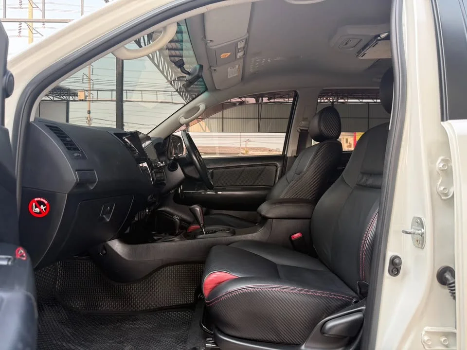 2014 Toyota Fortuner I 2
