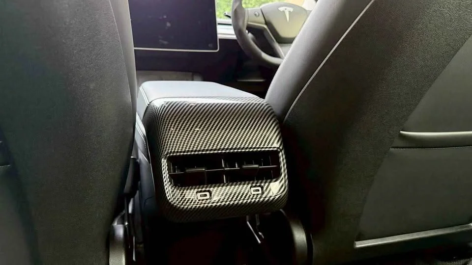 2023 Tesla Model 3 3