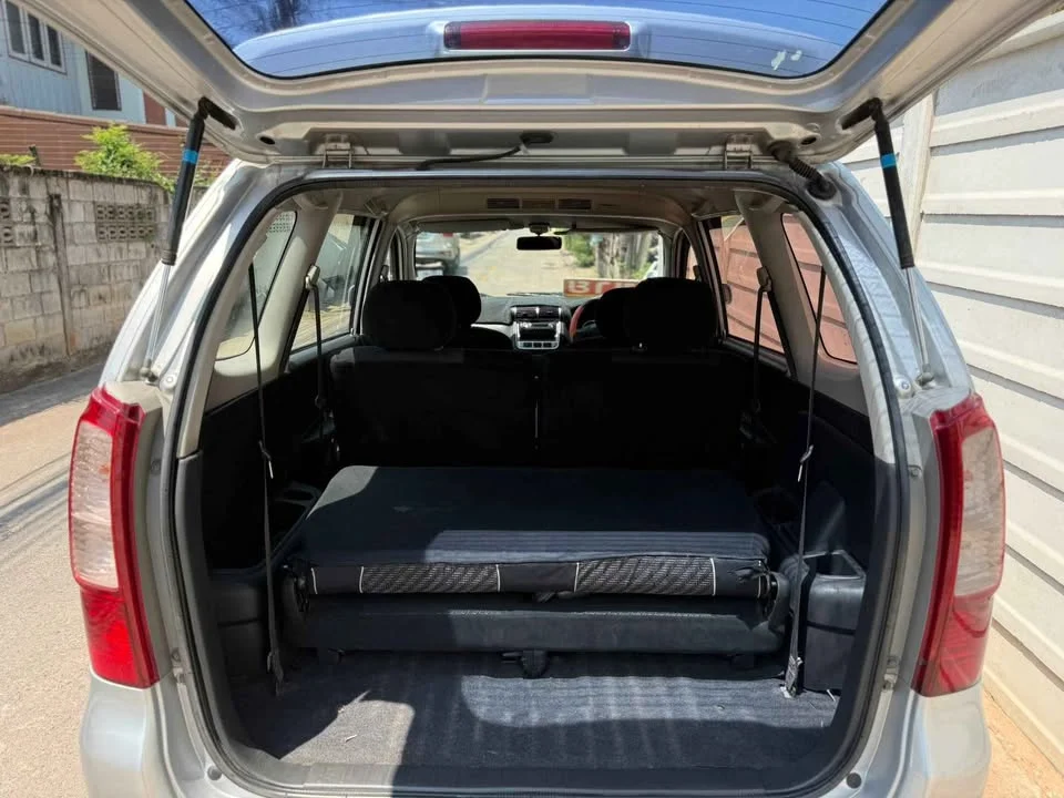 2005 Toyota Avanza I 2