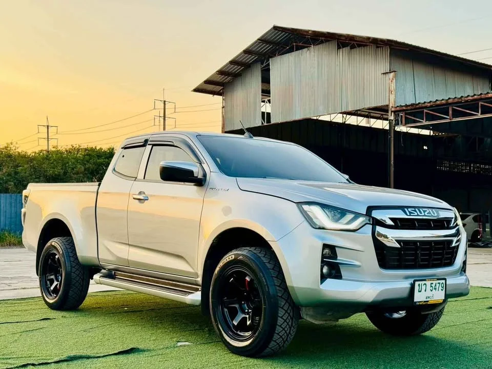 2019 Isuzu D-Max III (RG) 2
