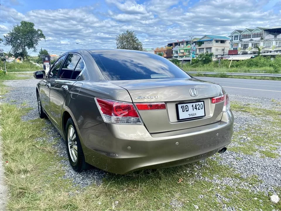 2010 Honda Accord VIII 2