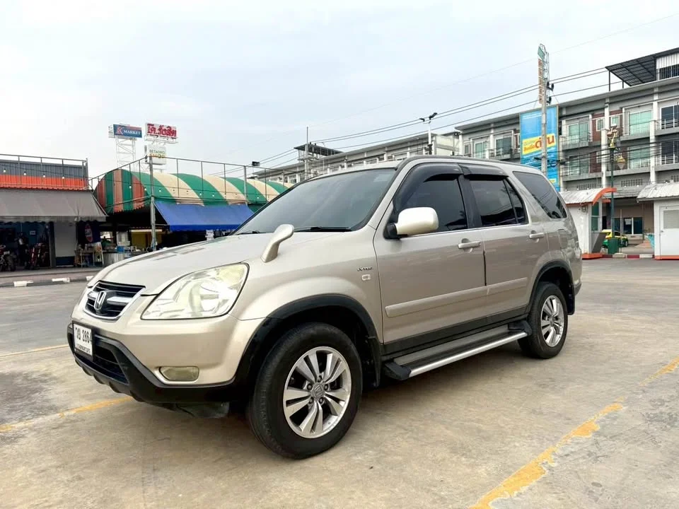 2002 Honda CR-V II 3