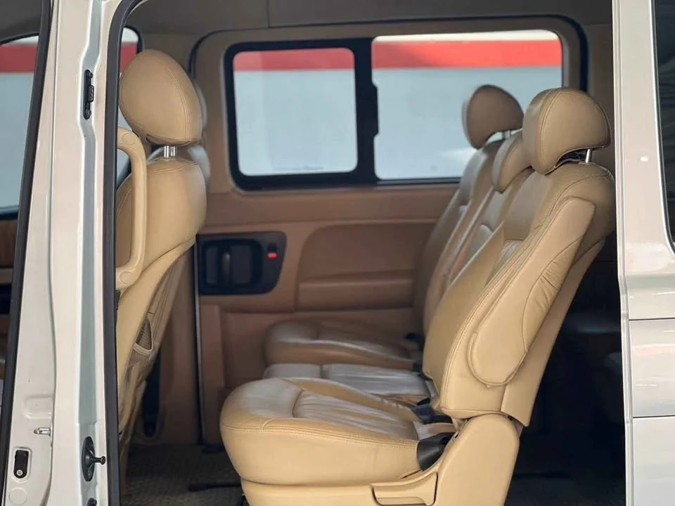 2010 Hyundai H-1 II 2