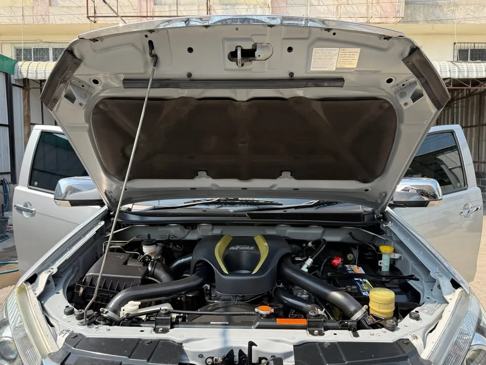2013 Isuzu D-Max II (RT) 3