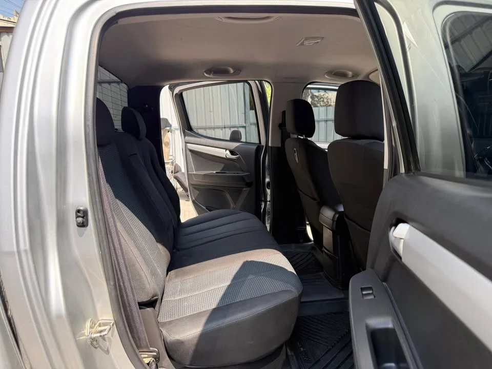2013 Isuzu D-Max II (RT) 2