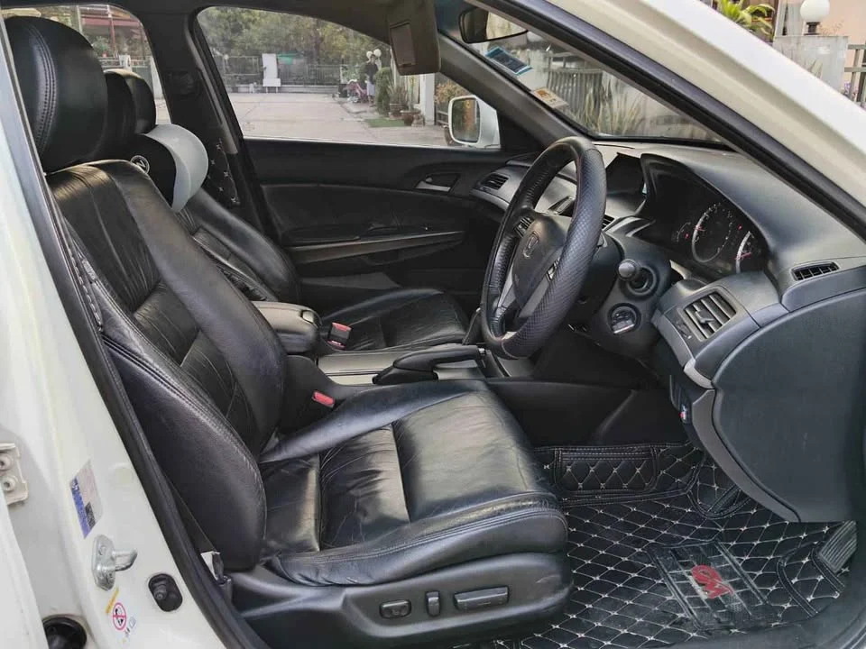 2010 Honda Accord VIII 3