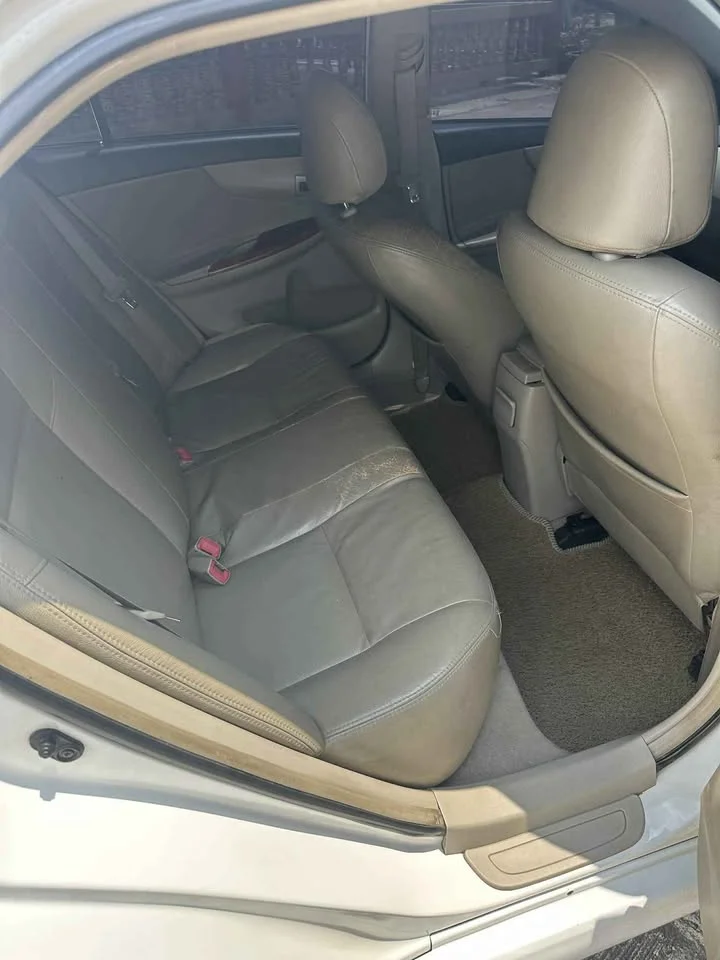 2011 Toyota Corolla Altis X (E140) 2