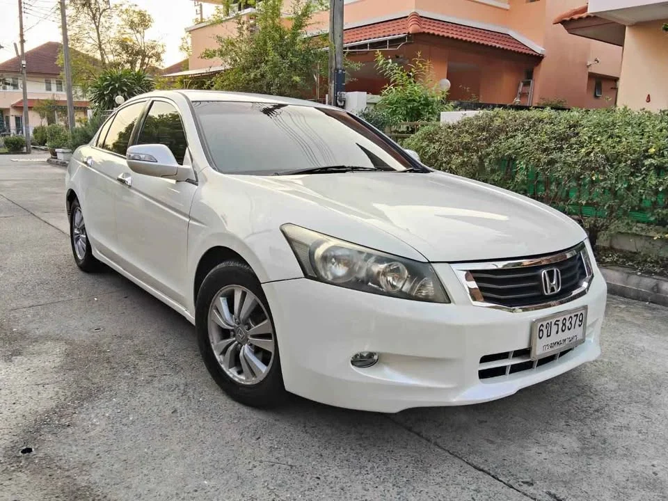 2010 Honda Accord VIII 2