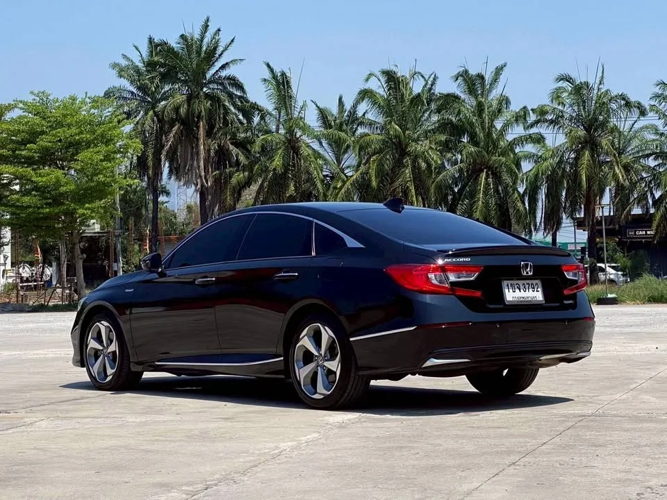 2020 Honda Accord X 3