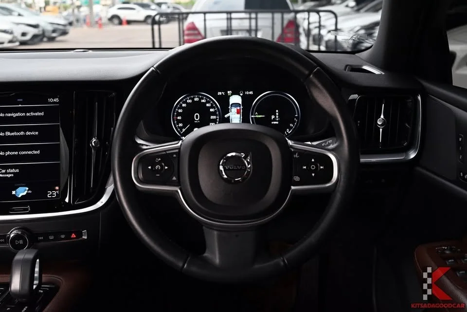 2022 Volvo V60 II 2