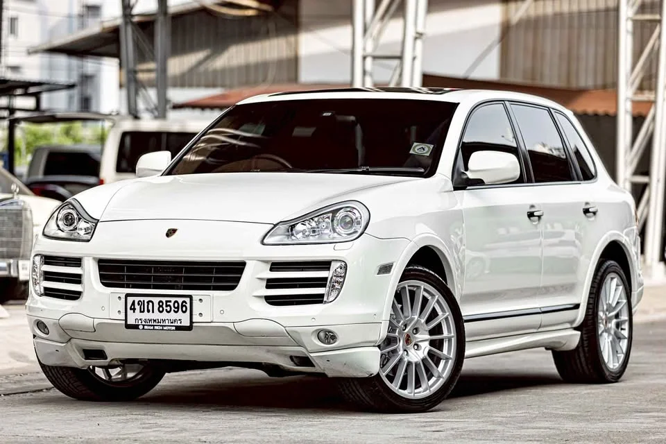 2010 Porsche Cayenne I  3
