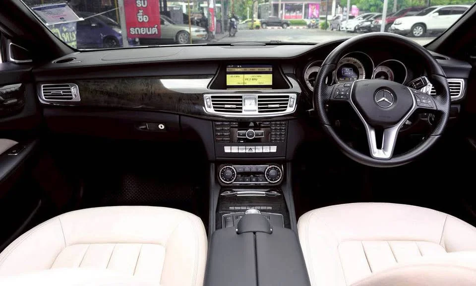 2012 Benz CLS-Class C218 3