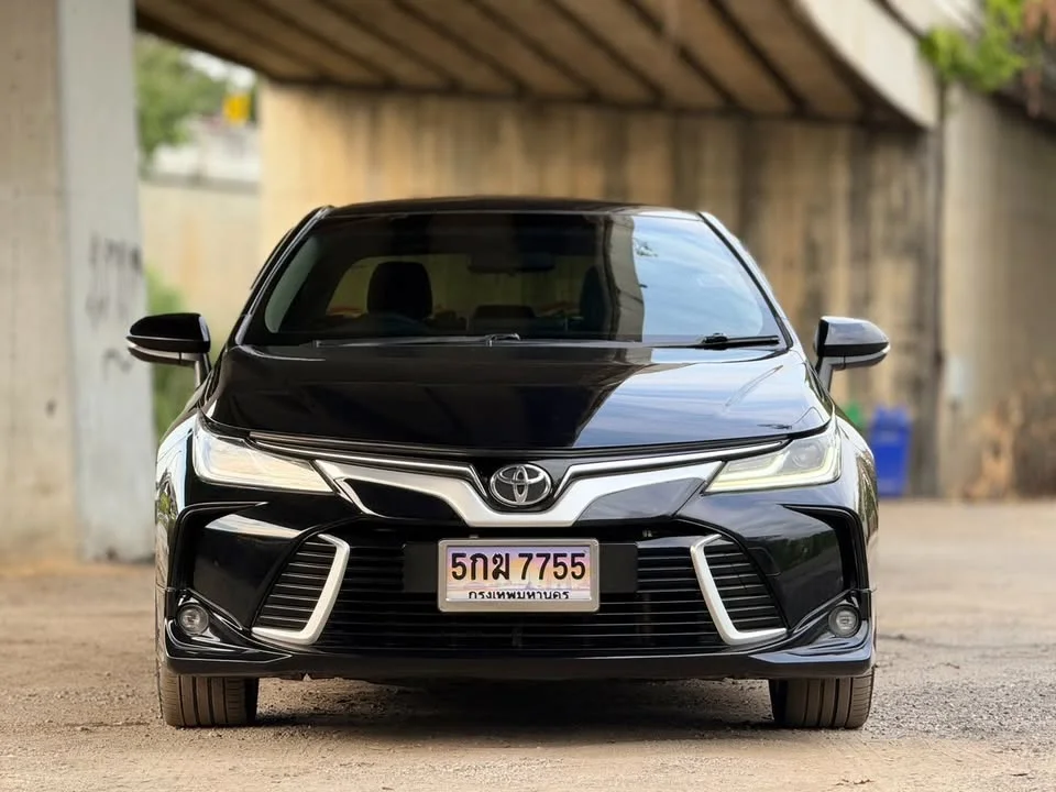 2019 Toyota Corolla Altis XII (E210) 3