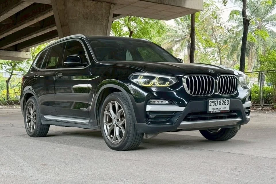 2017 BMW X3 G01, G08 3