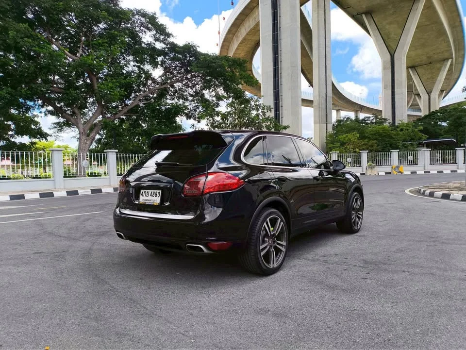 2011 Porsche Cayenne II 2