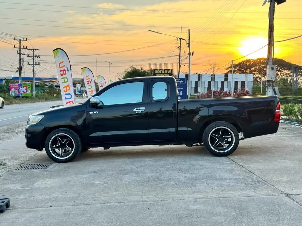 2014 Toyota Hilux VII 3