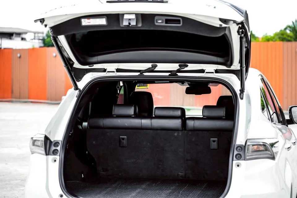 2015 Toyota Harrier III 3
