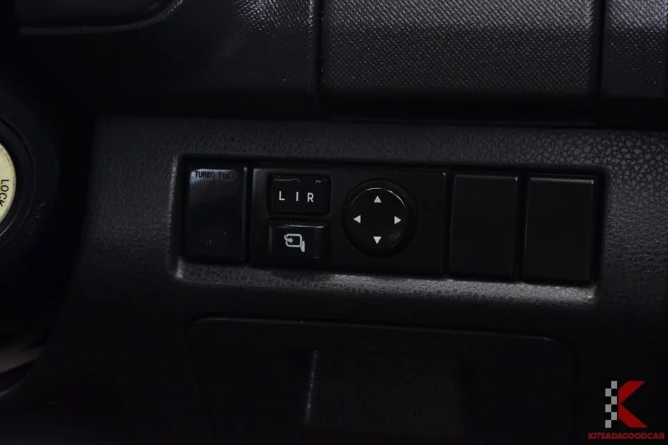 2013 Isuzu D-Max II (RT) 2