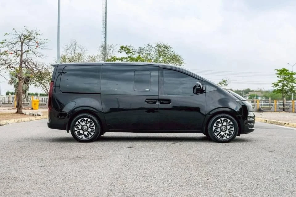 2021 Hyundai Staria US4 2