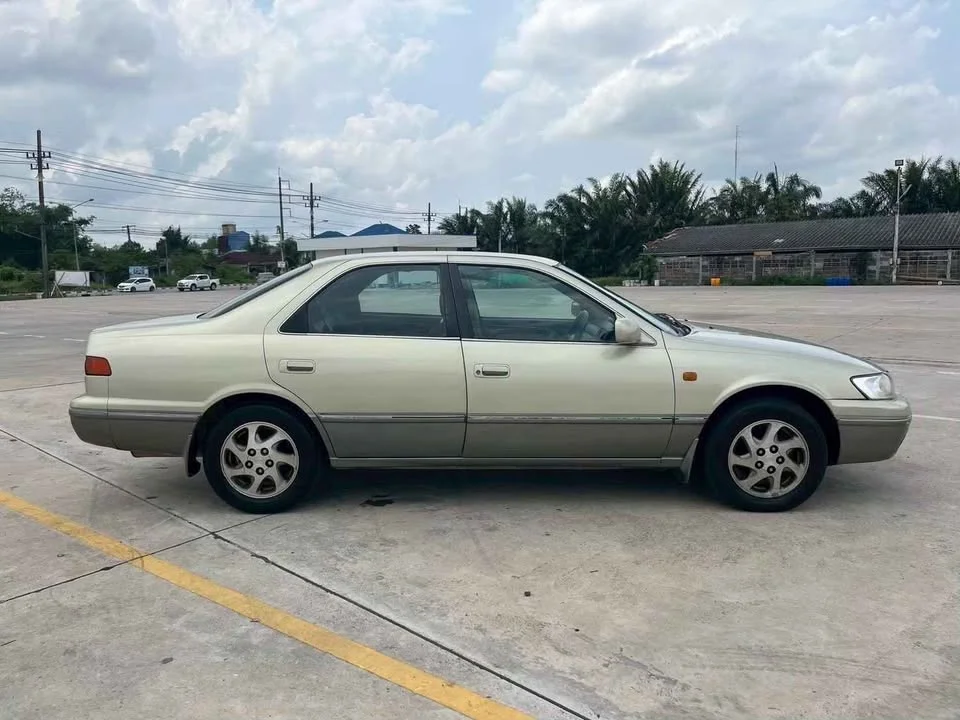1999 Toyota Camry IV (XV20) 3