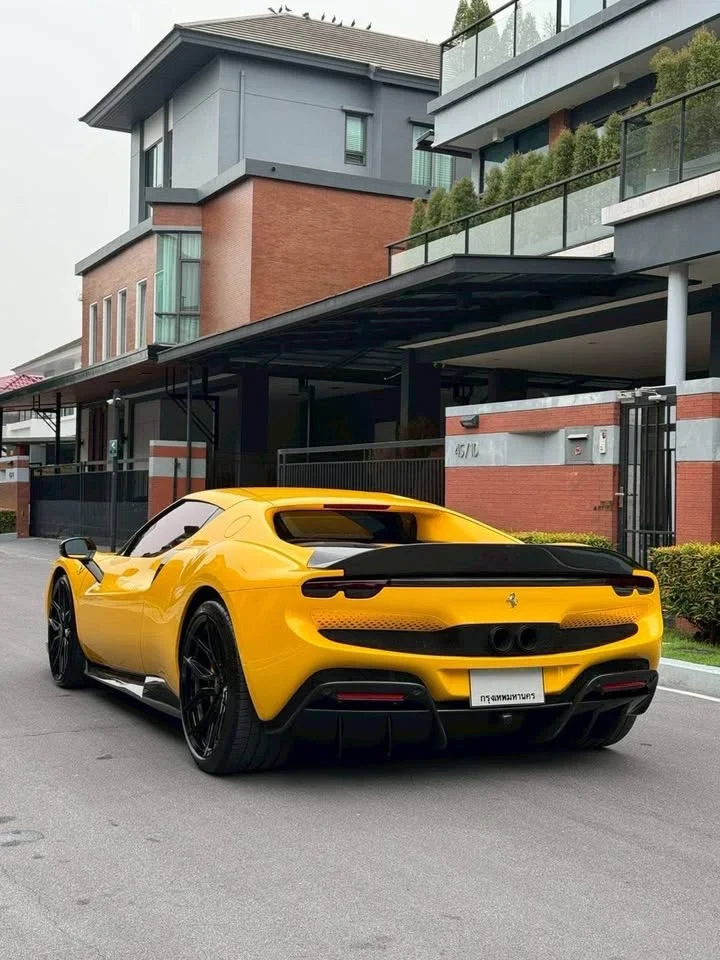 2023 Ferrari SF90 Stradale 2