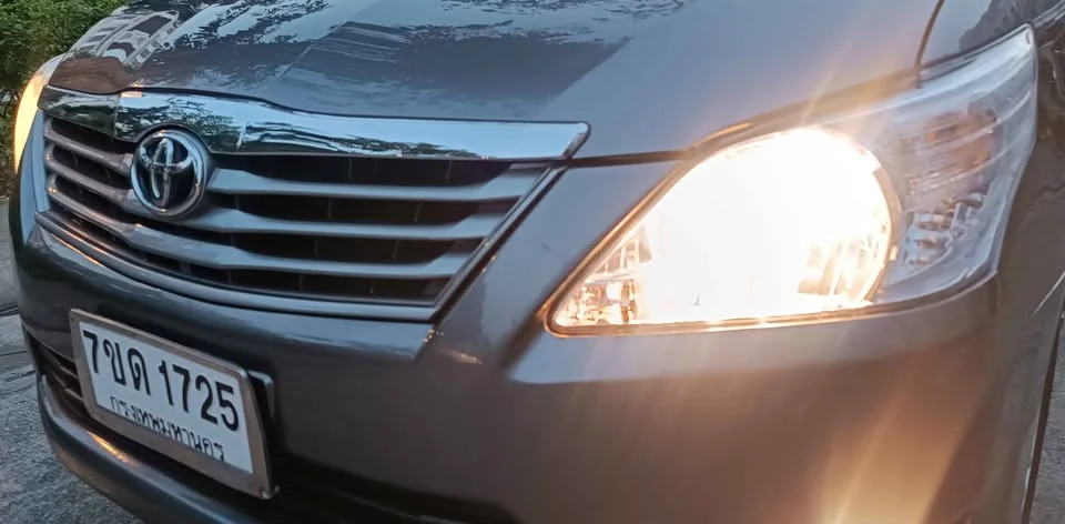 2015 Toyota Innova I 2