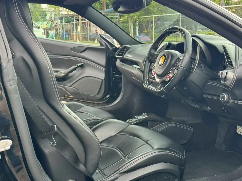 2018 Ferrari 488 3
