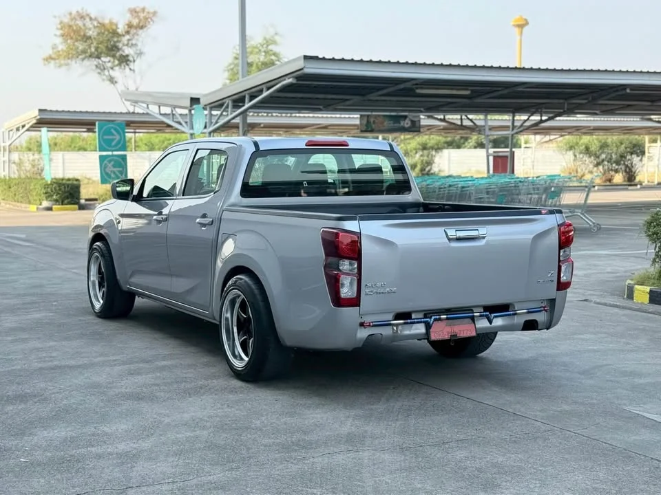 2021 Isuzu D-Max III (RG) 3