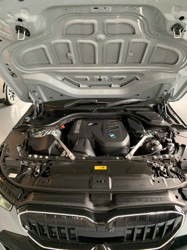 2025 BMW 5er VIII 2