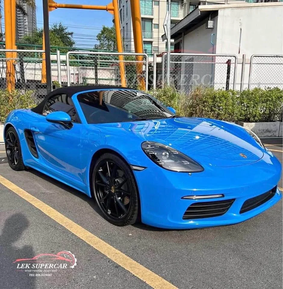 2023 Porsche 718 Boxster and Cayman IV 3