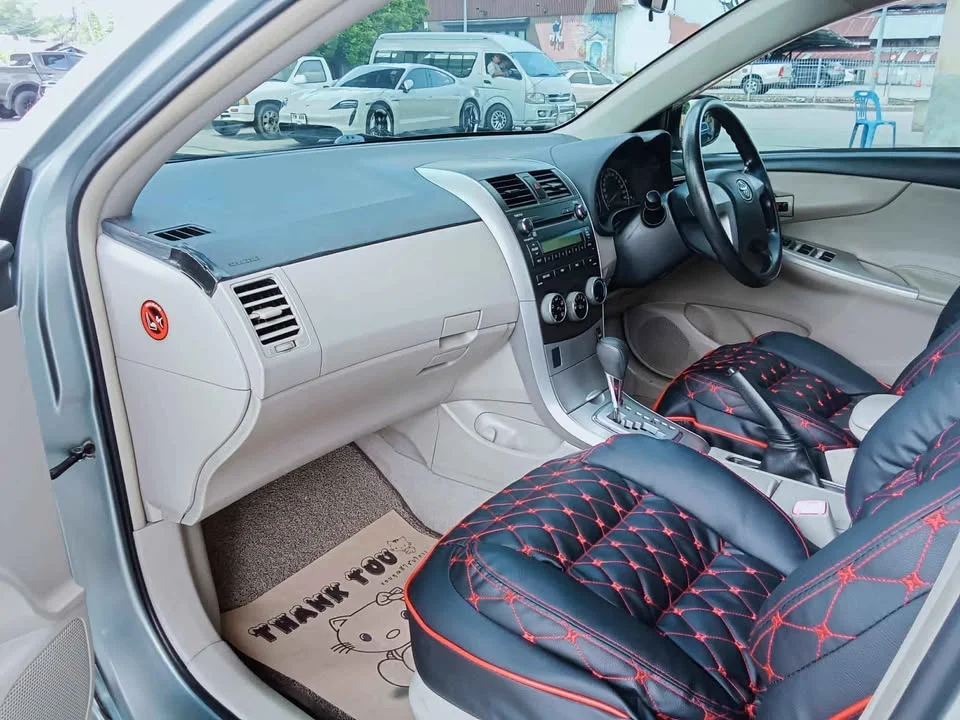 2013 Toyota Corolla Altis X (E140) 2