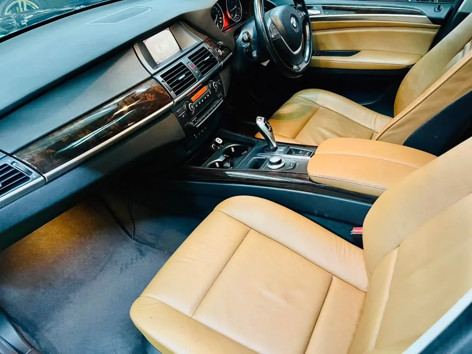 2010 BMW X5 E70 3