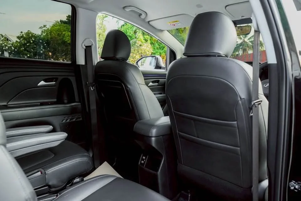 2023 Hyundai Stargazer KS 3