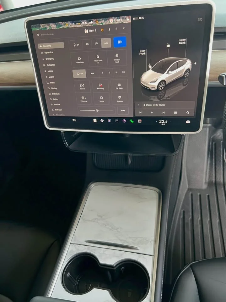 2022 Tesla Model Y 2