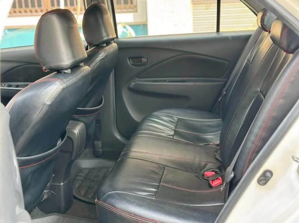 2010 Toyota Vios II 3