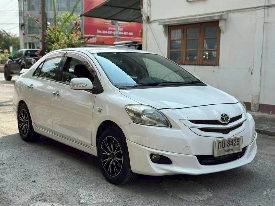 2010 Toyota Vios II 2