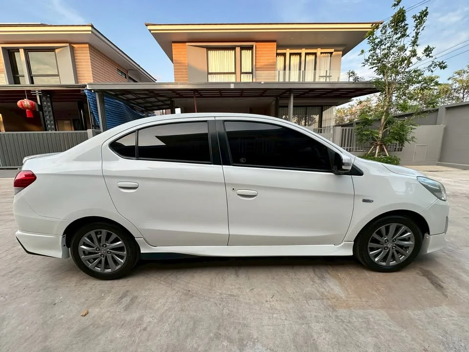 2017 Mitsubishi Attrage VI 3