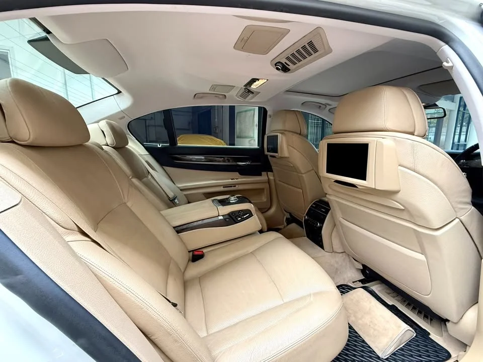 2009 BMW 7er F01, F02 3