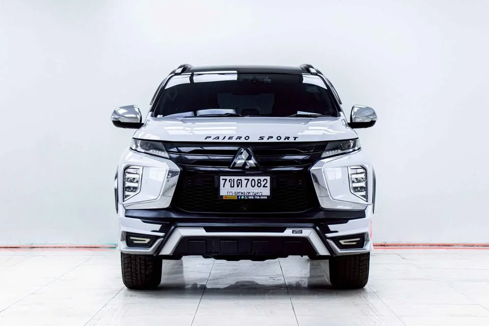 2022 Mitsubishi Pajero Sport III 3