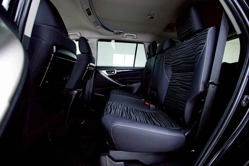 2022 Toyota Innova II 2