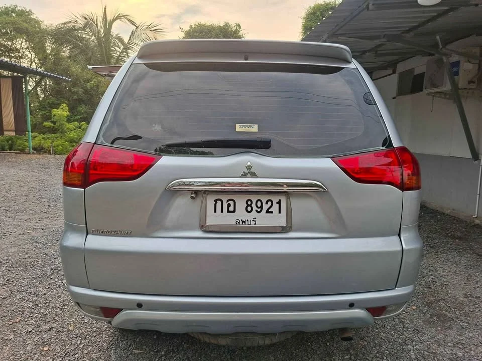2009 Mitsubishi Pajero Sport II 2