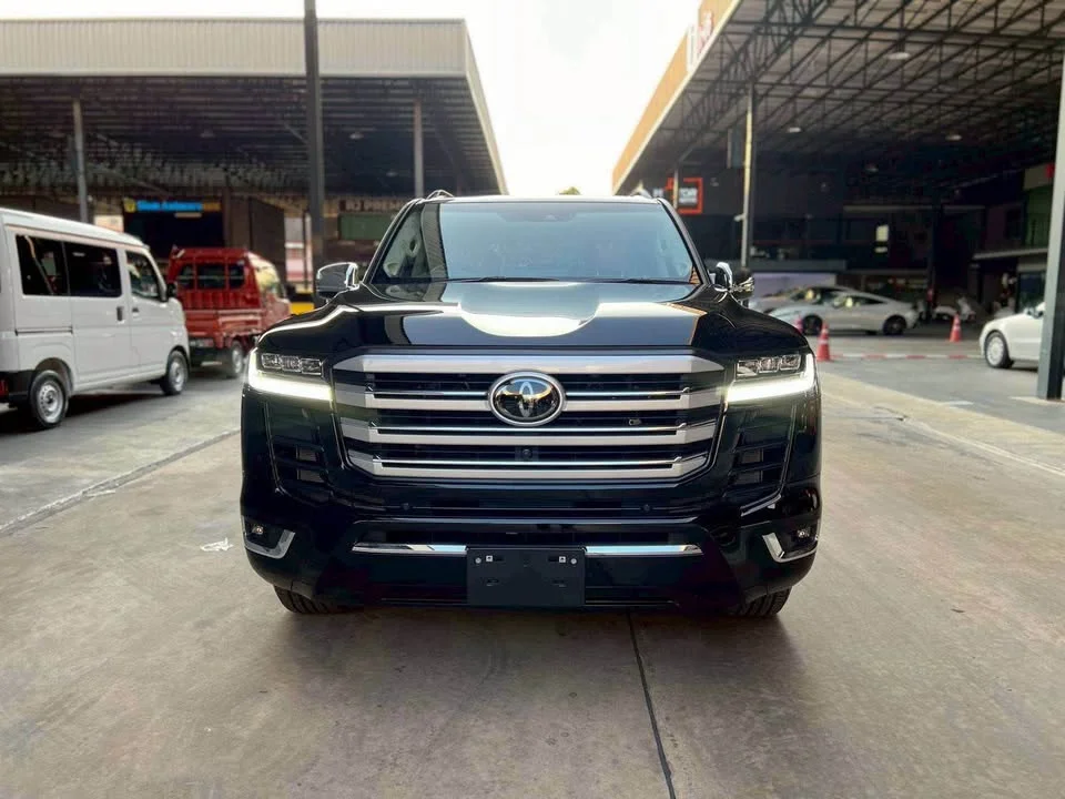 2026 Toyota Land Cruiser J300 2