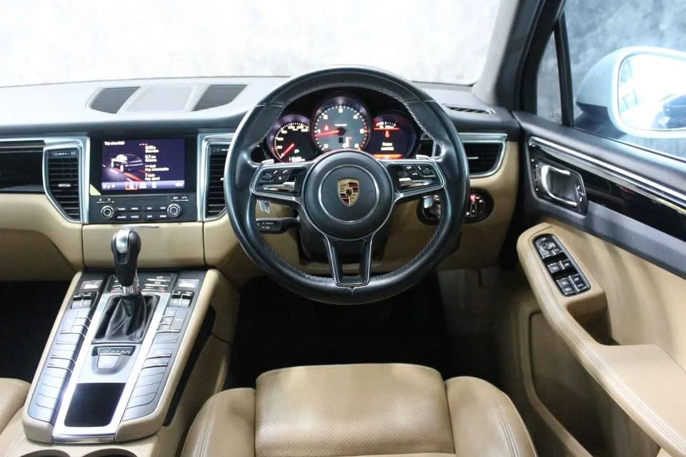 2018 Porsche Macan I 2