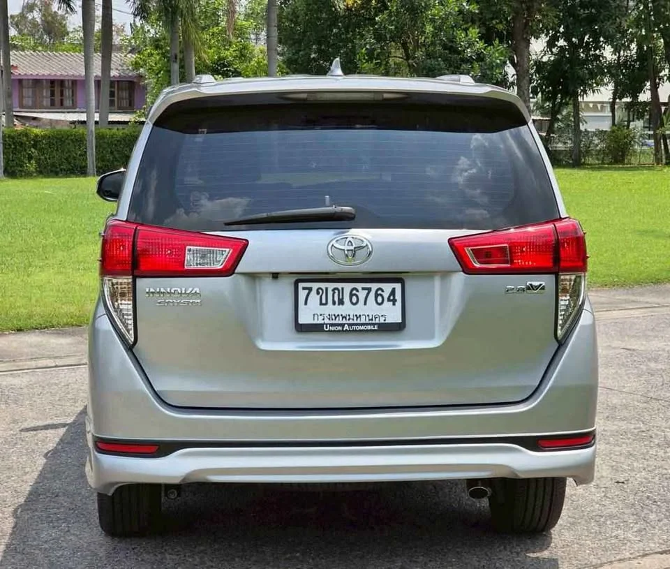 2019 Toyota Innova II 3