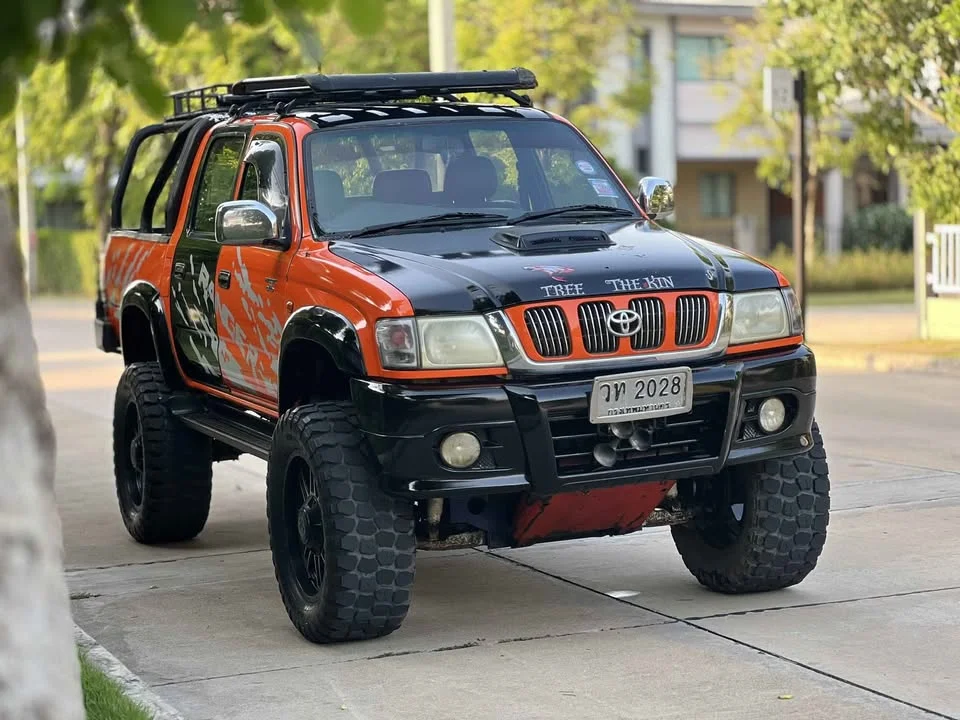 2002 Toyota Hilux Tiger VI 3