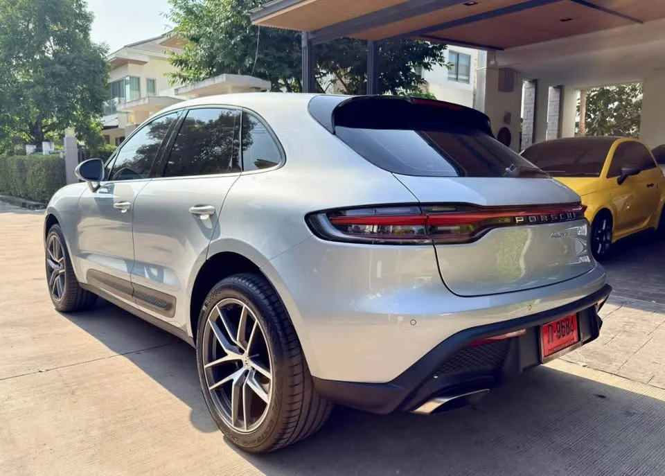 2022 Porsche Macan I 2