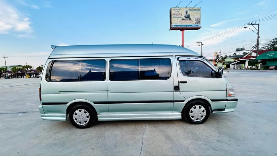2004 Toyota Commuter IV (H100) 3