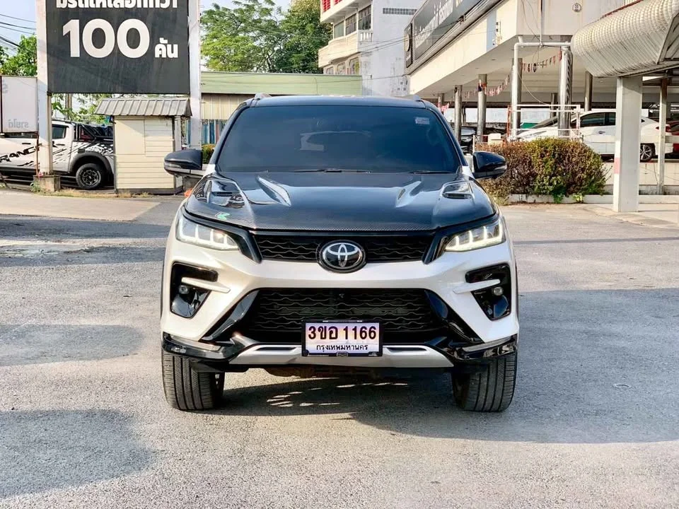 2022 Toyota Fortuner II 2
