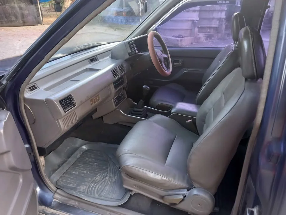 1994 Isuzu TFR III 3
